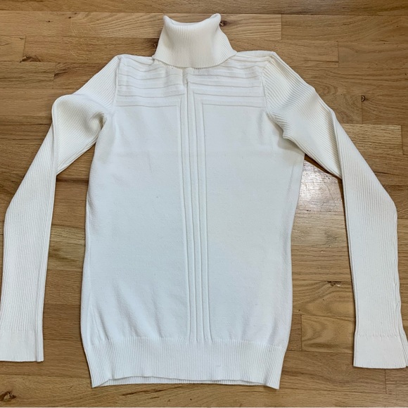 INC International Concepts Winter White Turtle Neck Sweater Size Large - Picture 3 of 14